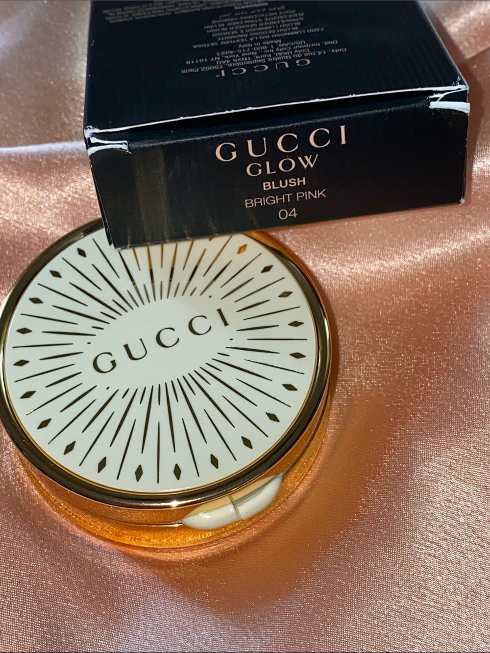 Gucci limited Ed super Glow Blush A— Luminous Fuchsia -Bright Pink Coral New - Picture 9 of 12